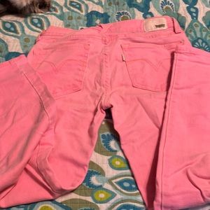 Hot pink skinny Levi’s